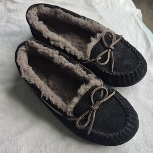 UGG Black Moccasins with Tan Laces EUC 10